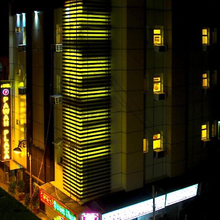 Hotel Pawan Plaza Near Sir Ganga Ram Hospital Delhi  Dış mekan fotoğraf