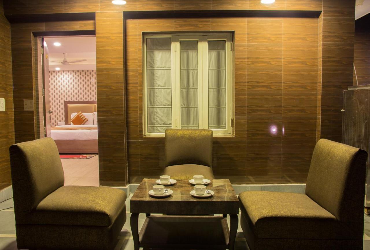 Hotel Pawan Plaza Near Sir Ganga Ram Hospital Delhi  Dış mekan fotoğraf