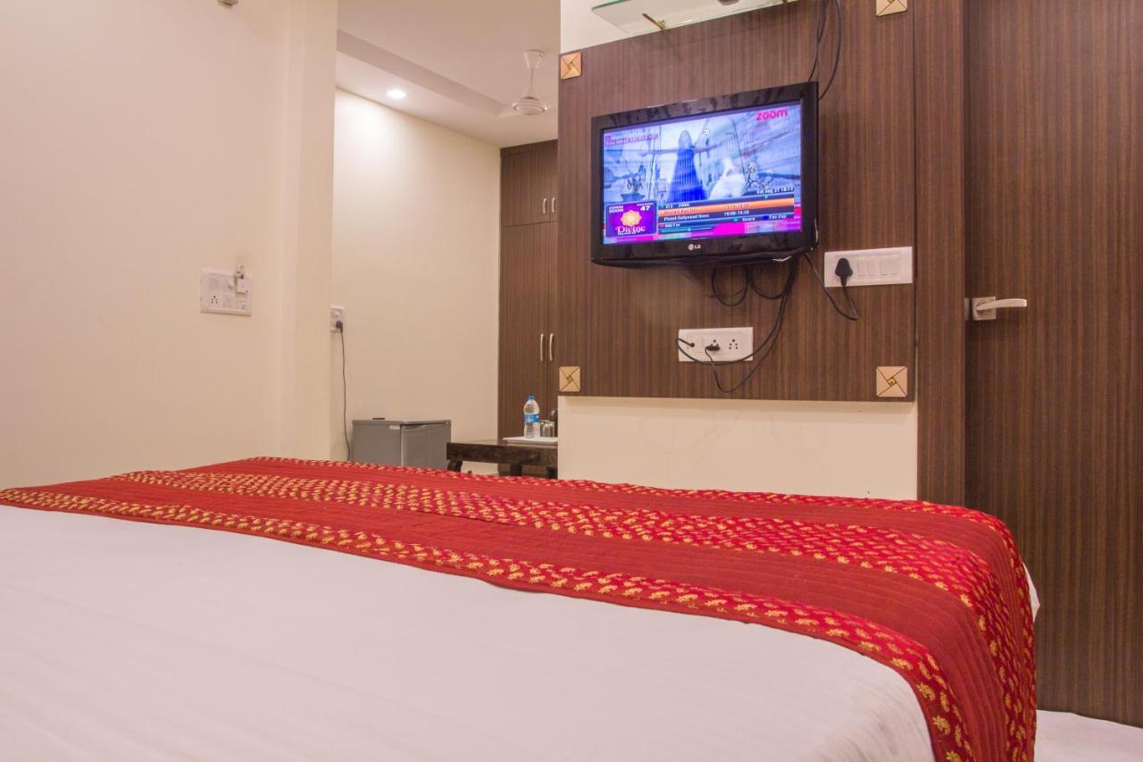 Hotel Pawan Plaza Near Sir Ganga Ram Hospital Delhi  Dış mekan fotoğraf