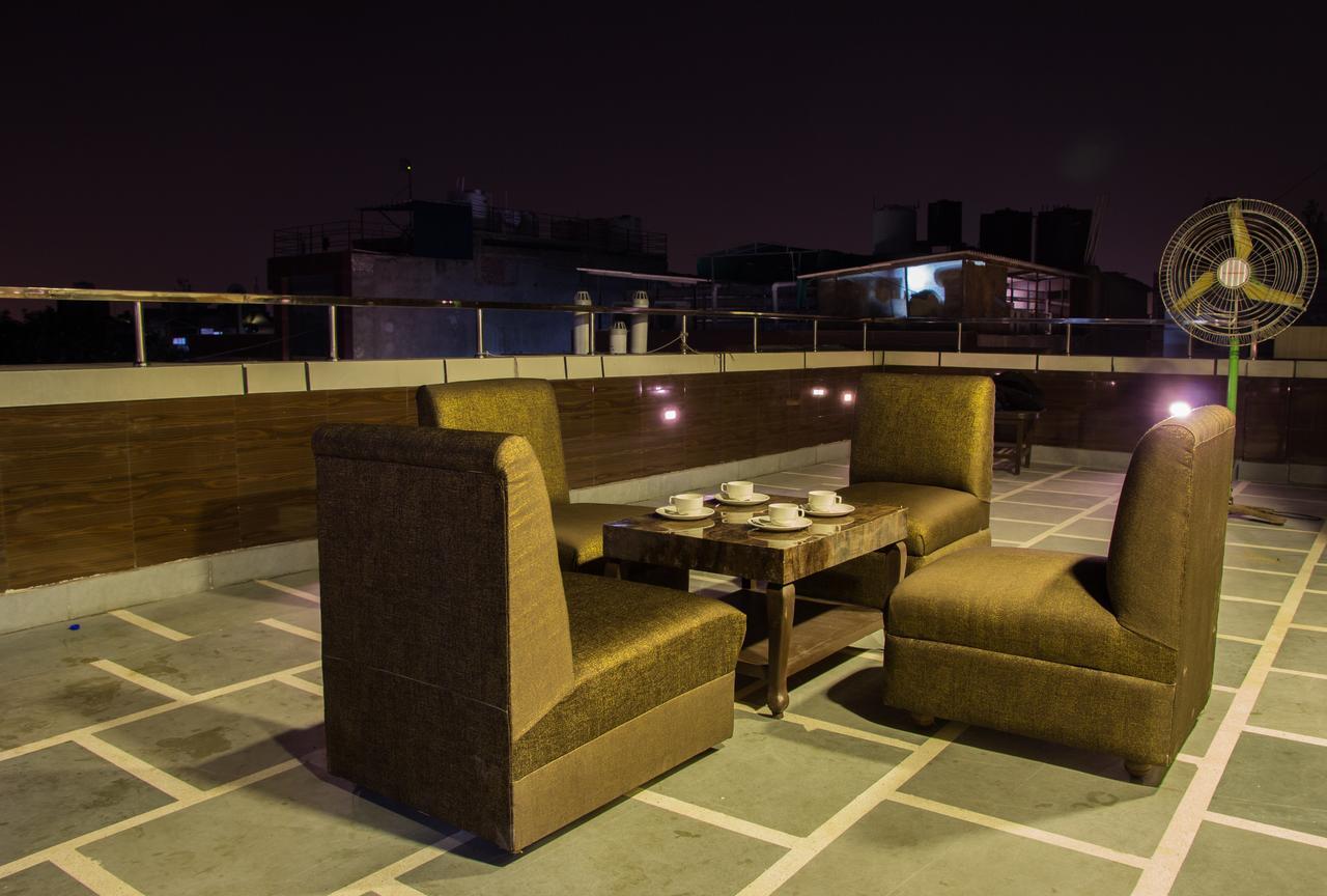 Hotel Pawan Plaza Near Sir Ganga Ram Hospital Delhi  Dış mekan fotoğraf