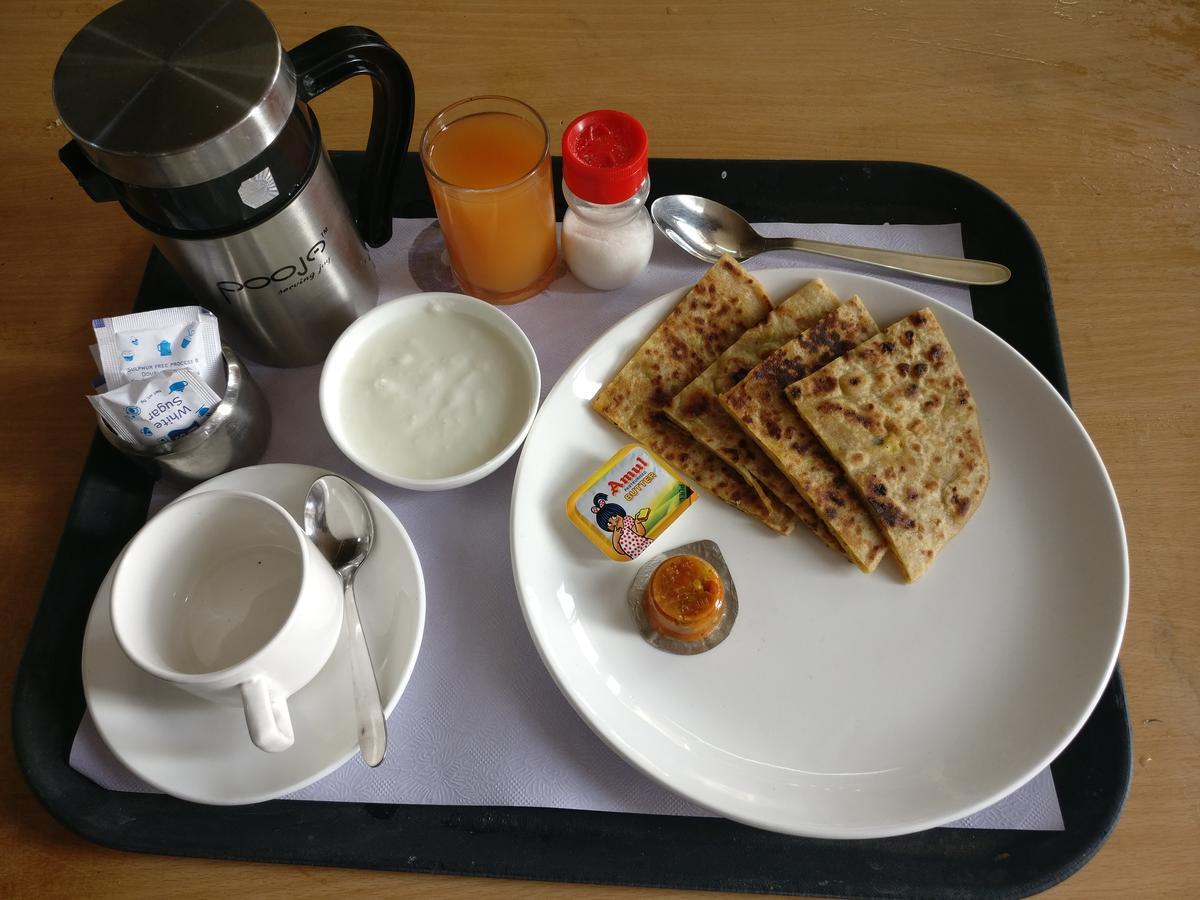 Hotel Pawan Plaza Near Sir Ganga Ram Hospital Delhi  Dış mekan fotoğraf
