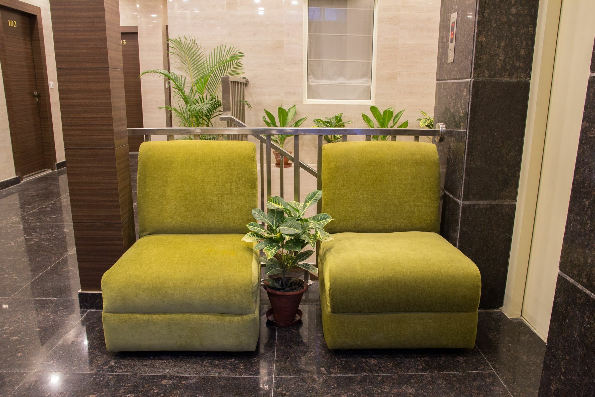 Hotel Pawan Plaza Near Sir Ganga Ram Hospital Delhi  Dış mekan fotoğraf